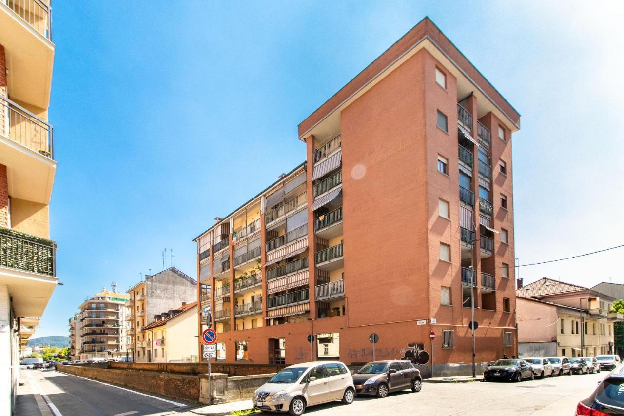 Come Casa Like Home Apartment With Parking 토리노 외부 사진