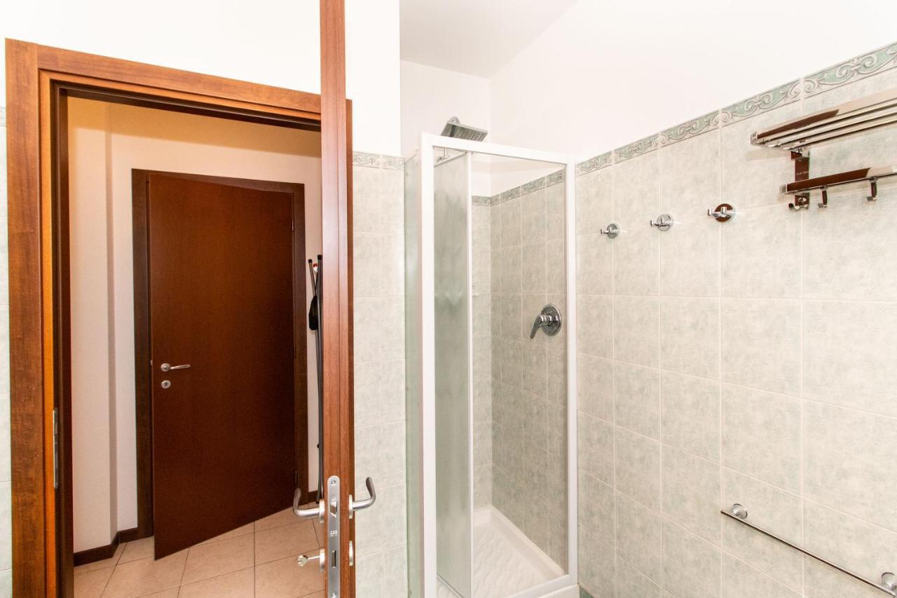 Come Casa Like Home Apartment With Parking 토리노 외부 사진