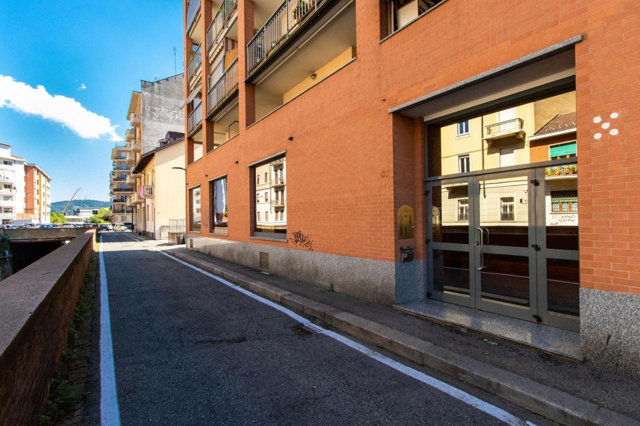 Come Casa Like Home Apartment With Parking 토리노 외부 사진